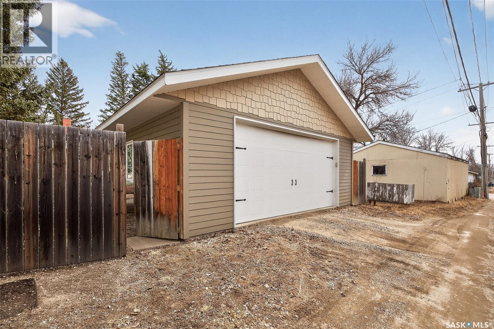 1108 Grafton Avenue, Moose Jaw, Saskatchewan  S6H 3S5 - Photo 51 - SK032389