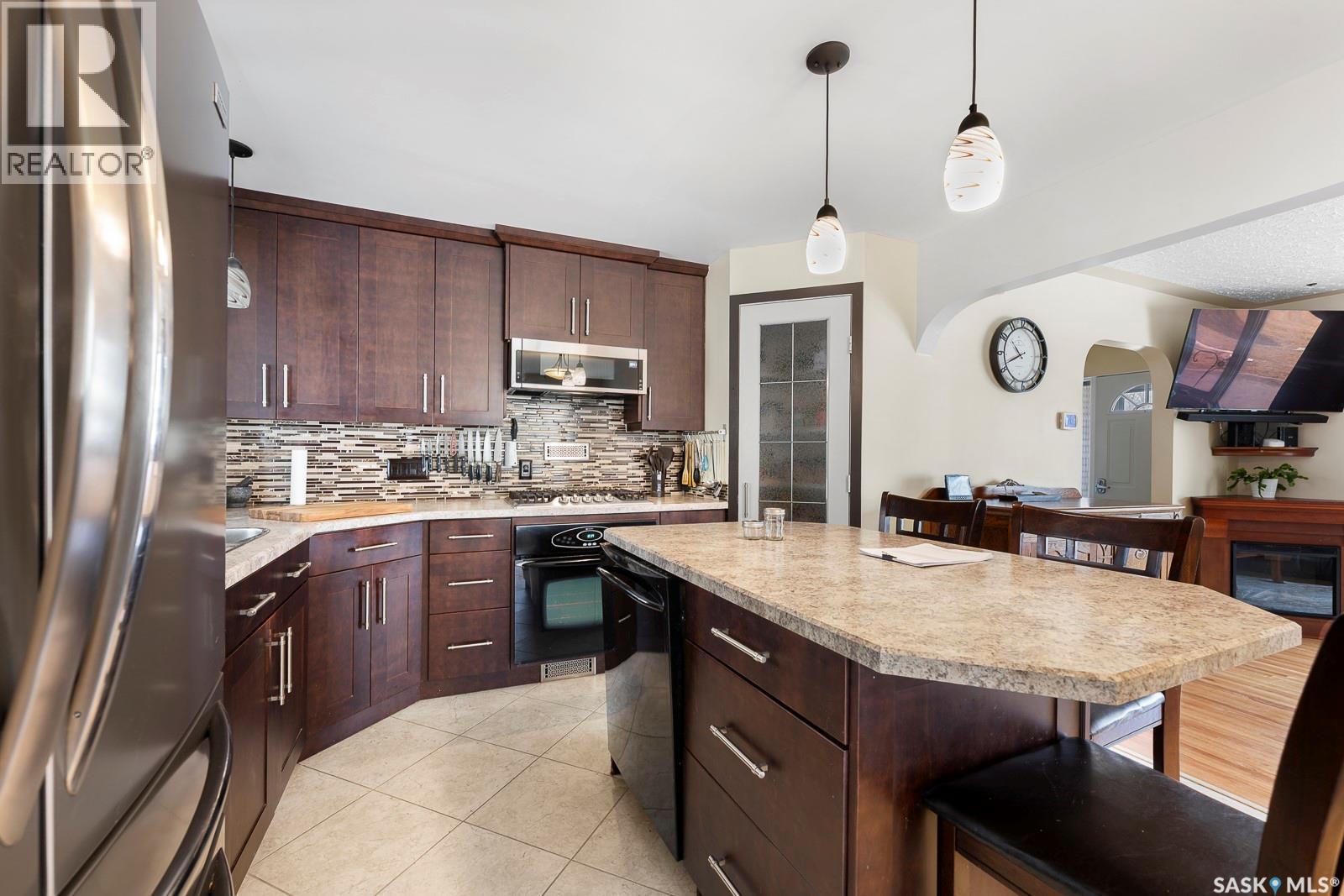 132 Mcnab Crescent, Regina, Saskatchewan  S4S 4B2 - Photo 7 - SK032369