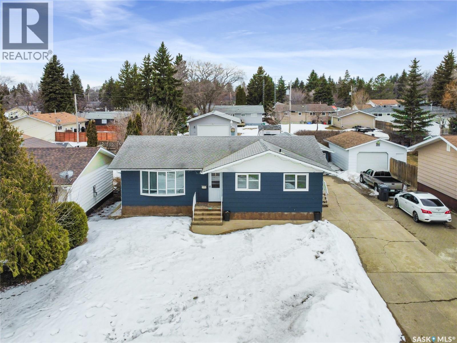 804 Robison STREET, Indian Head, Saskatchewan