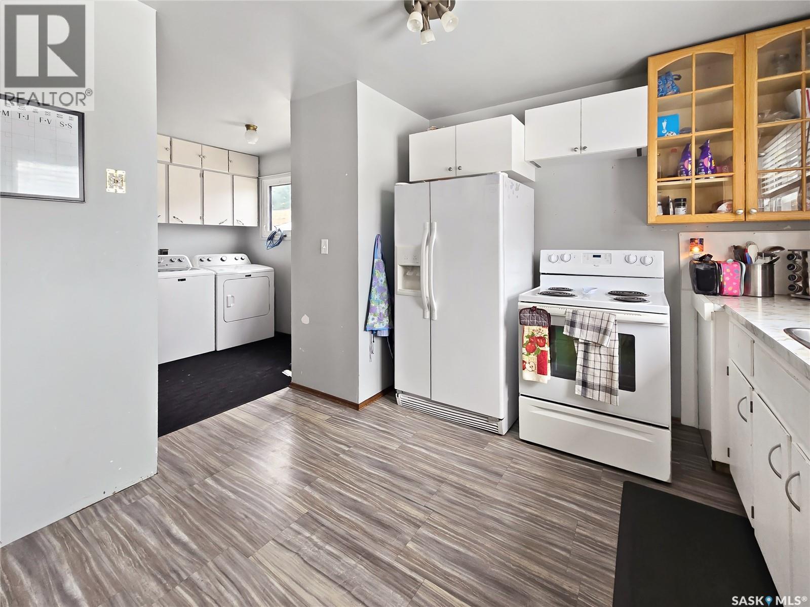 804 Robison Street, Indian Head, Saskatchewan  S0G 2K0 - Photo 7 - SK032355