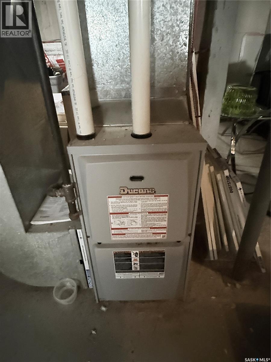 326 5th Avenue W, Melville, Saskatchewan  S0A 2P0 - Photo 23 - SK032353