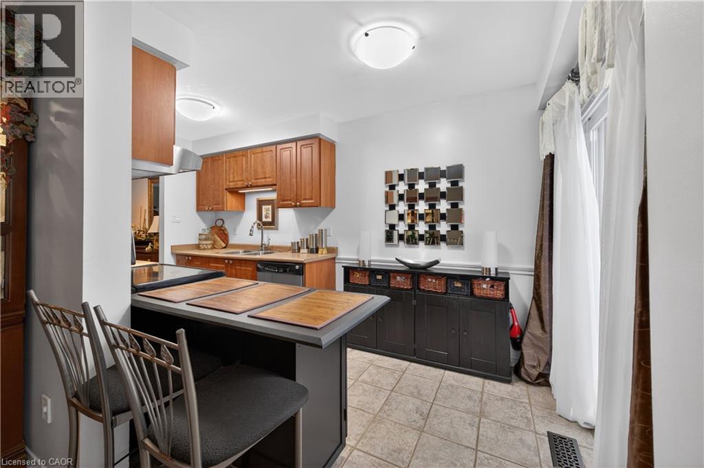 2272 Mowat Avenue Unit# 56, Oakville, Ontario  L6H 5L8 - Photo 9 - 40803205