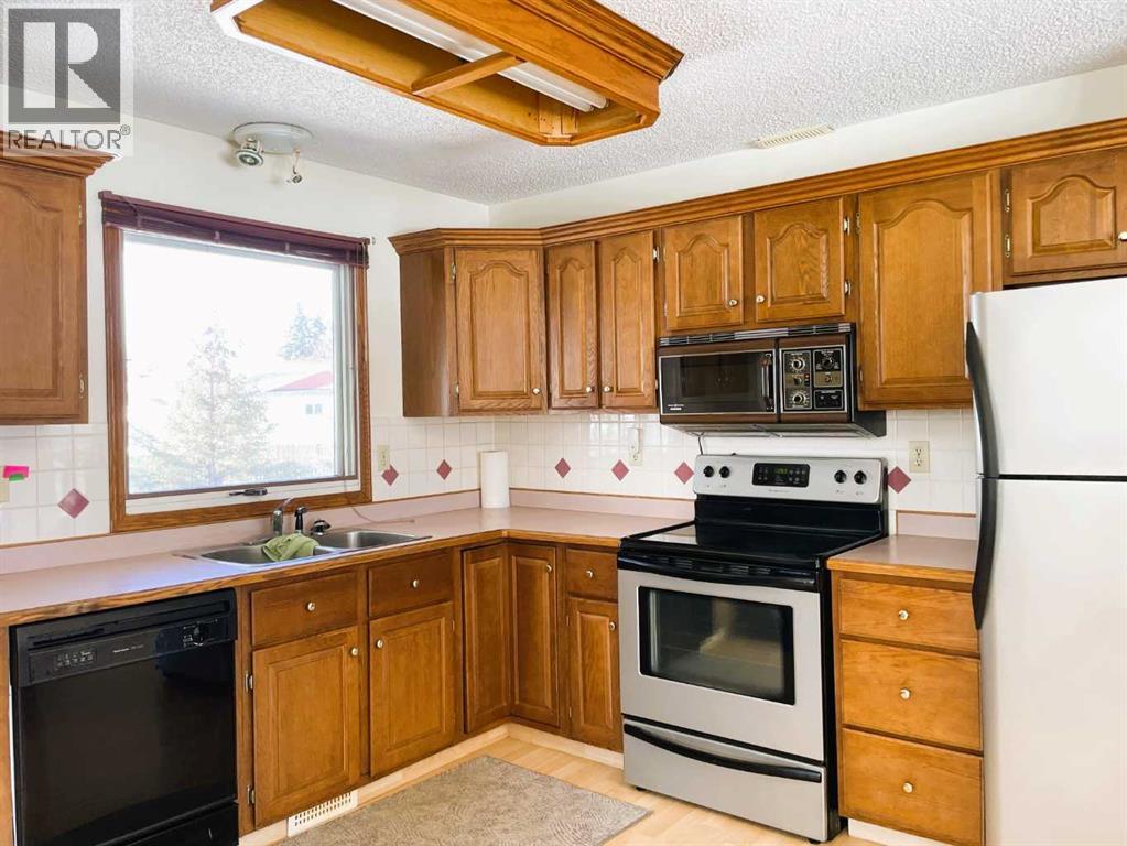 10508 104 Street, Fairview, Alberta  T0H 1L0 - Photo 8 - A2298275