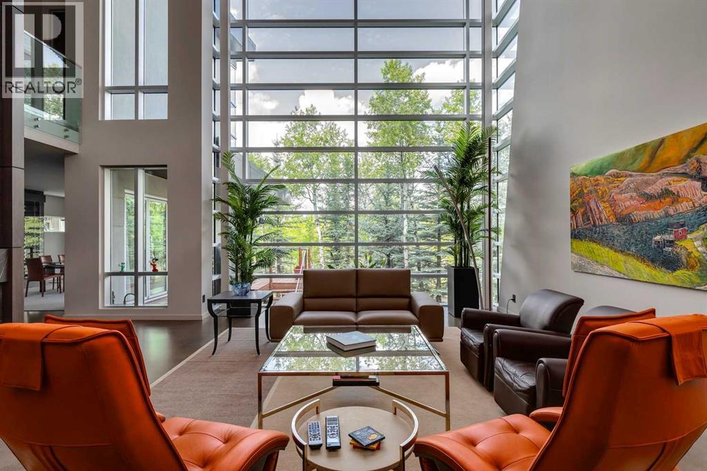 25 Posthill Drive SW, Calgary, Alberta  T3H 0A8 - Photo 2 - A2281353