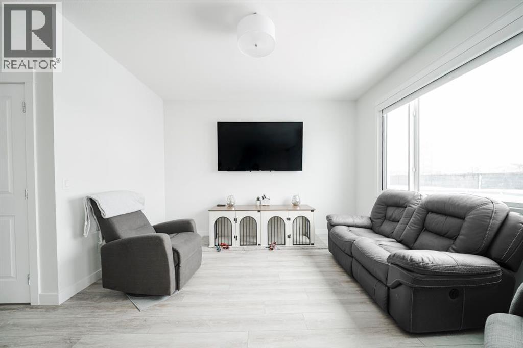 124 Walnut Place, Fort Mcmurray, Alberta  T9K 0T2 - Photo 12 - A2286148