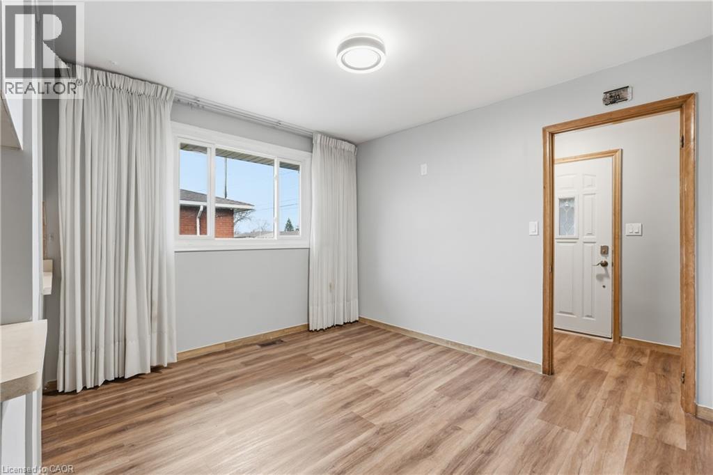 39 Honeywell Drive Unit# Main, Hamilton, Ontario  L8E 1L8 - Photo 5 - 40818732