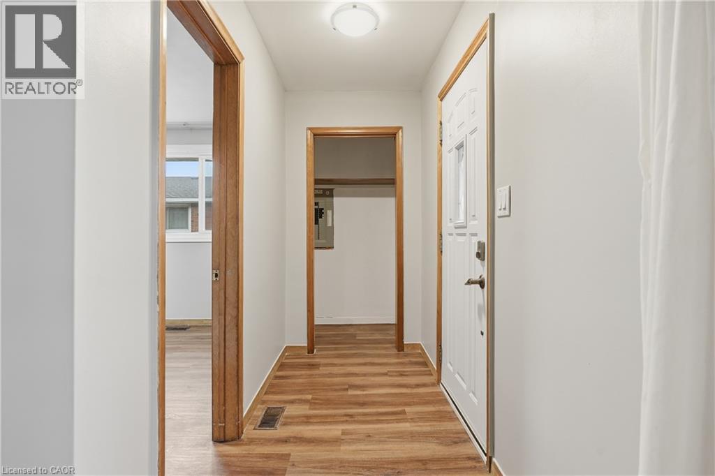 39 Honeywell Drive Unit# Main, Hamilton, Ontario  L8E 1L8 - Photo 7 - 40818732