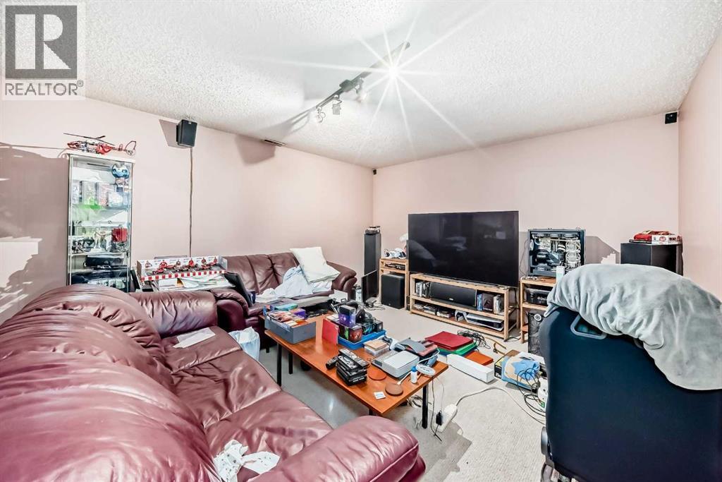 844 Lake Ontario Drive Se, Calgary, Alberta  T2J 3K1 - Photo 34 - A2286791