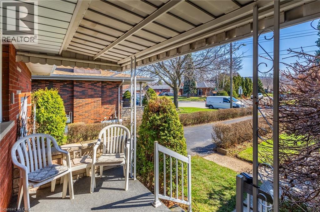 14 Pleasant Avenue, Stoney Creek, Ontario  L8G 2L2 - Photo 5 - 40817962