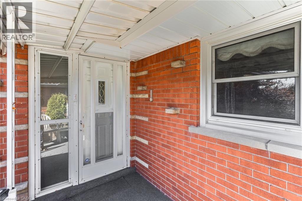 14 Pleasant Avenue, Stoney Creek, Ontario  L8G 2L2 - Photo 8 - 40817962