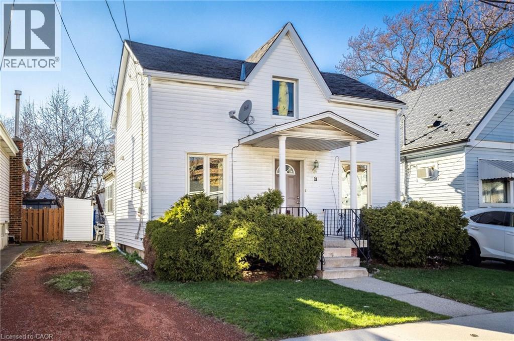 20 East 27th Street, Hamilton, Ontario  L8V 2E7 - Photo 2 - 40817627