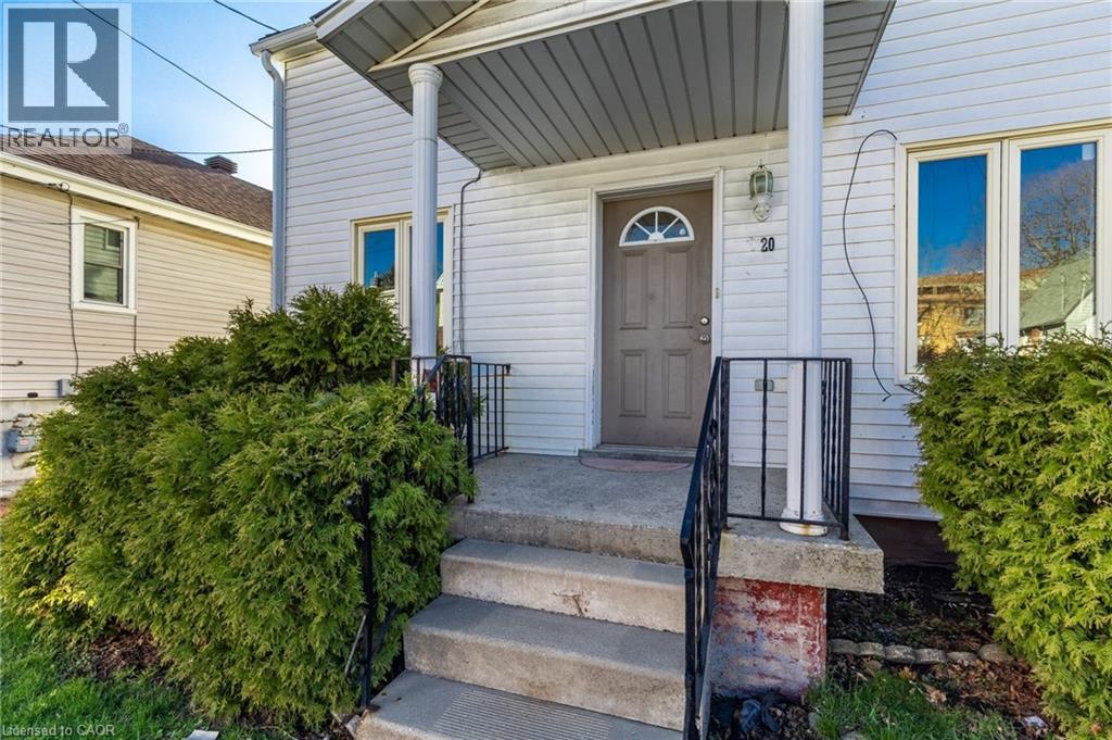20 East 27th Street, Hamilton, Ontario  L8V 2E7 - Photo 3 - 40817627