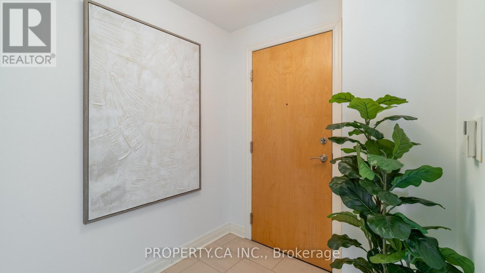 1115 - 188 Doris Avenue, Toronto, Ontario  M2N 6Z5 - Photo 2 - C12975918