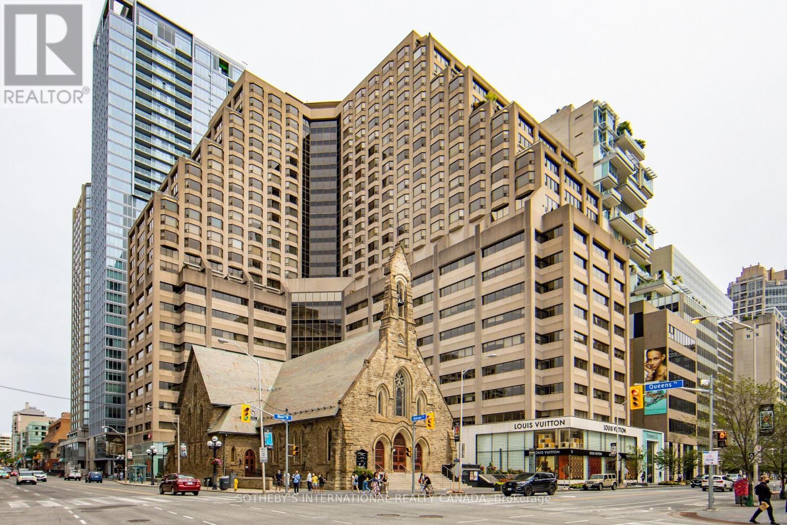 1502 - 175 CUMBERLAND STREET, Toronto, Ontario