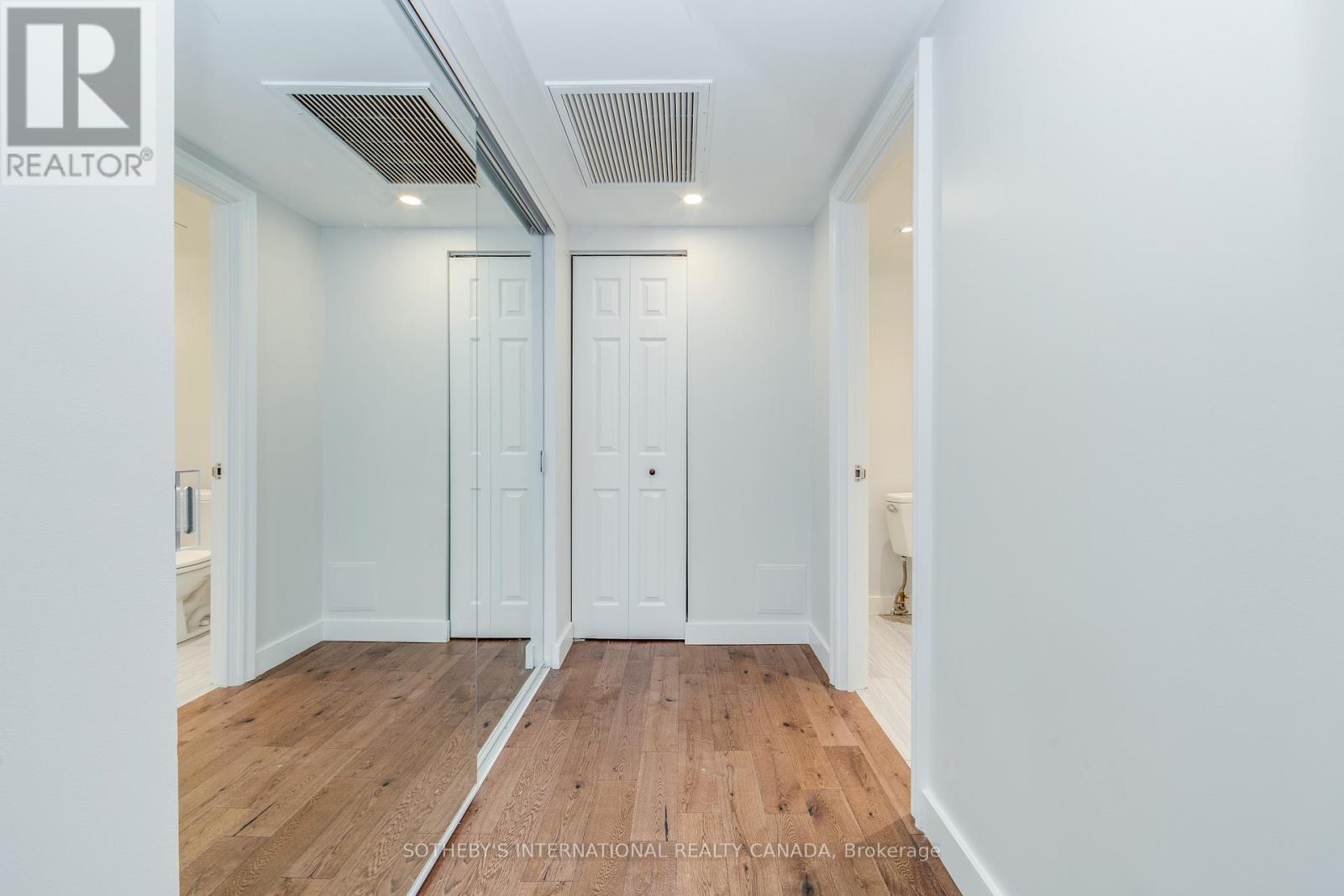 1502 - 175 Cumberland Street, Toronto (Annex), Ontario  M5R 3M9 - Photo 23 - C12975926