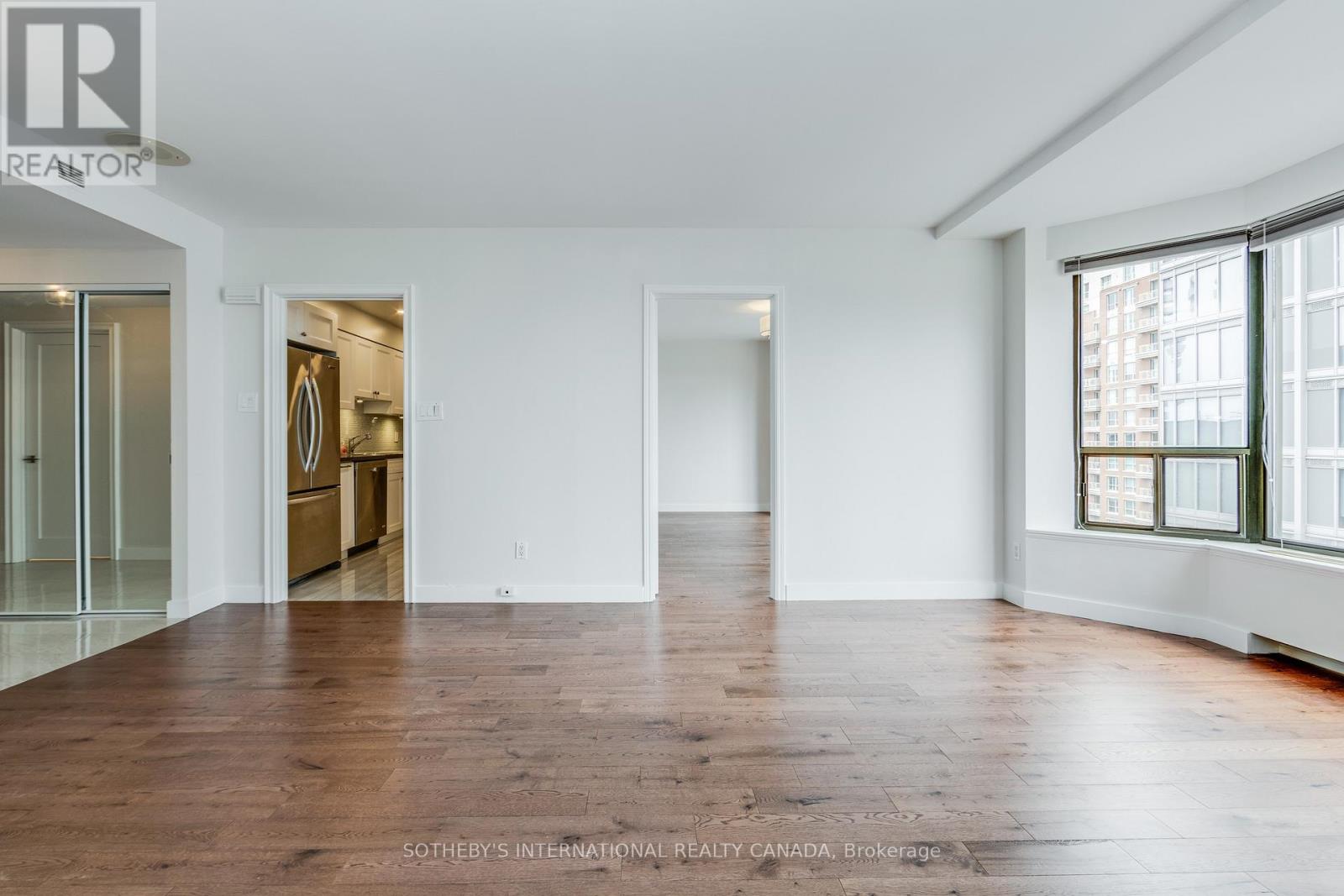 1502 - 175 Cumberland Street, Toronto (Annex), Ontario  M5R 3M9 - Photo 25 - C12975926