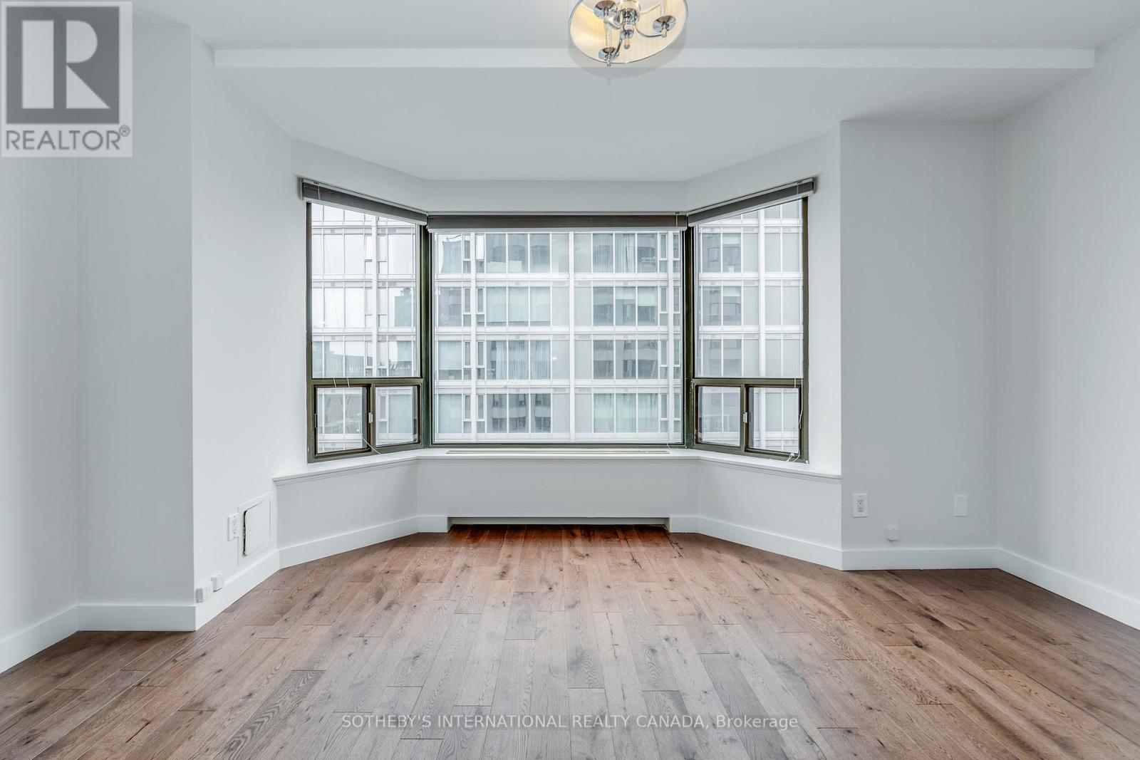 1502 - 175 Cumberland Street, Toronto (Annex), Ontario  M5R 3M9 - Photo 27 - C12975926