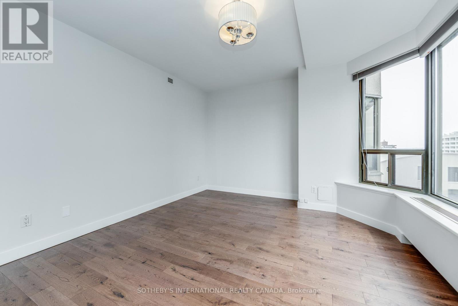 1502 - 175 Cumberland Street, Toronto (Annex), Ontario  M5R 3M9 - Photo 28 - C12975926