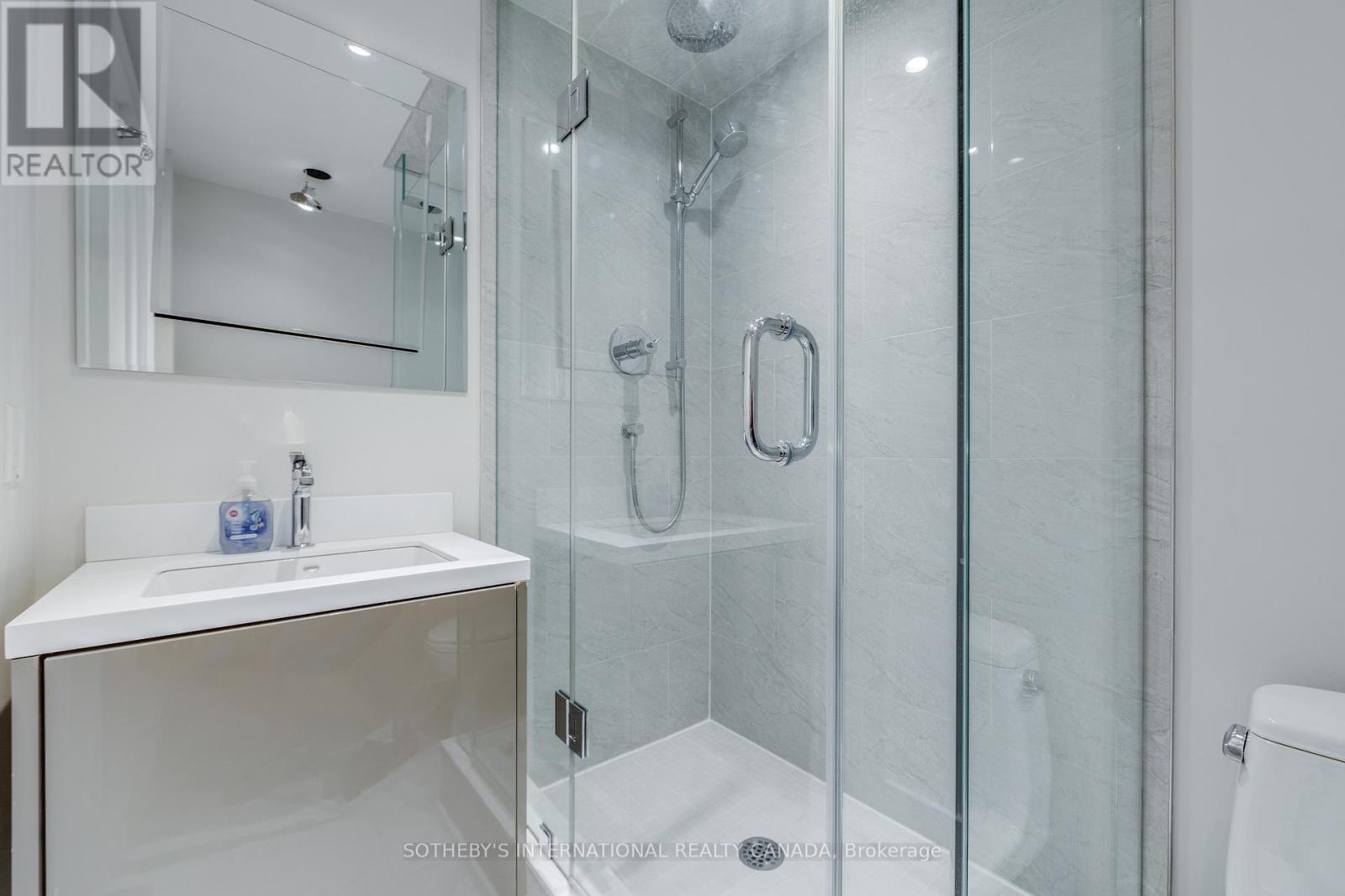 1502 - 175 Cumberland Street, Toronto (Annex), Ontario  M5R 3M9 - Photo 8 - C12975926