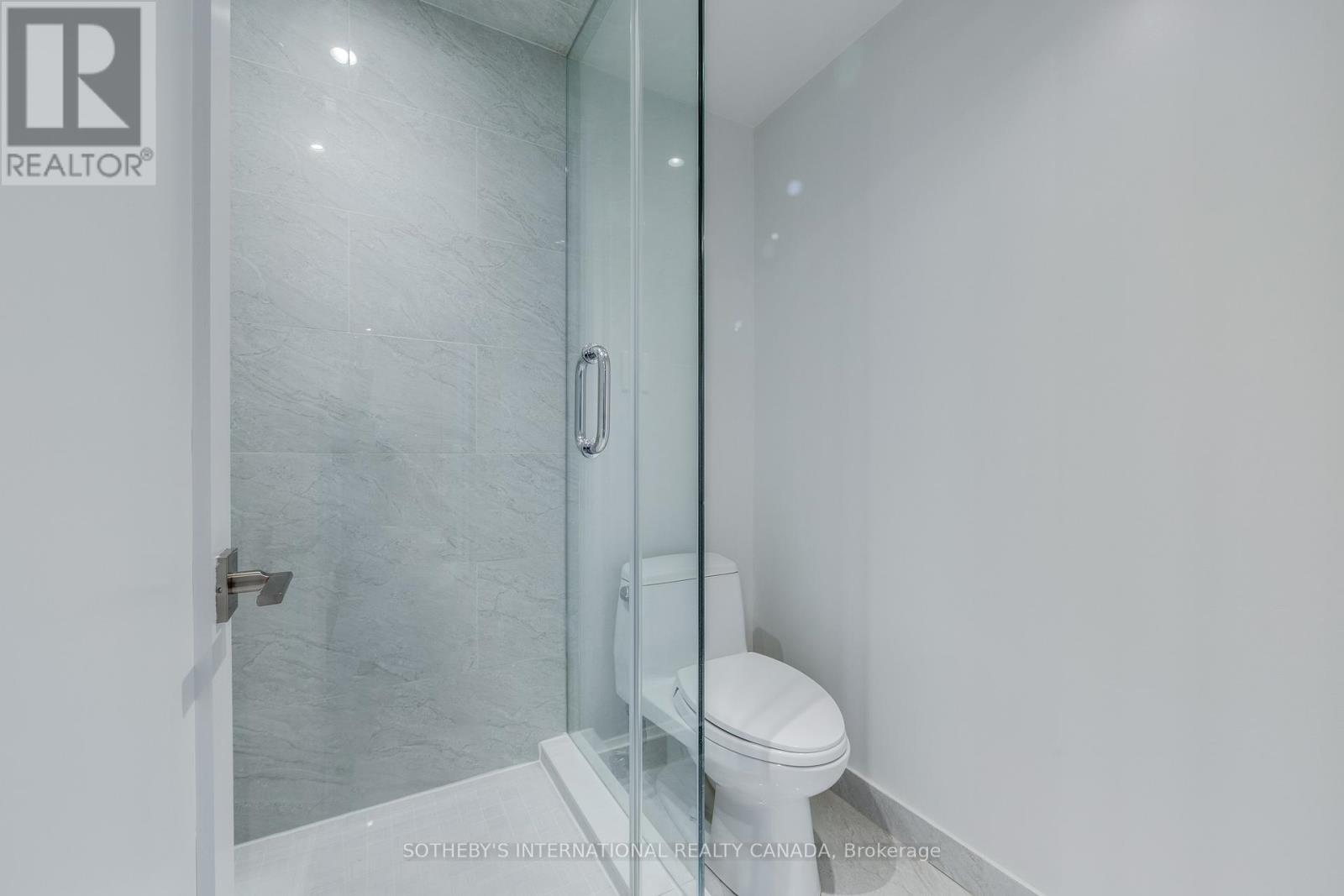 1502 - 175 Cumberland Street, Toronto (Annex), Ontario  M5R 3M9 - Photo 9 - C12975926