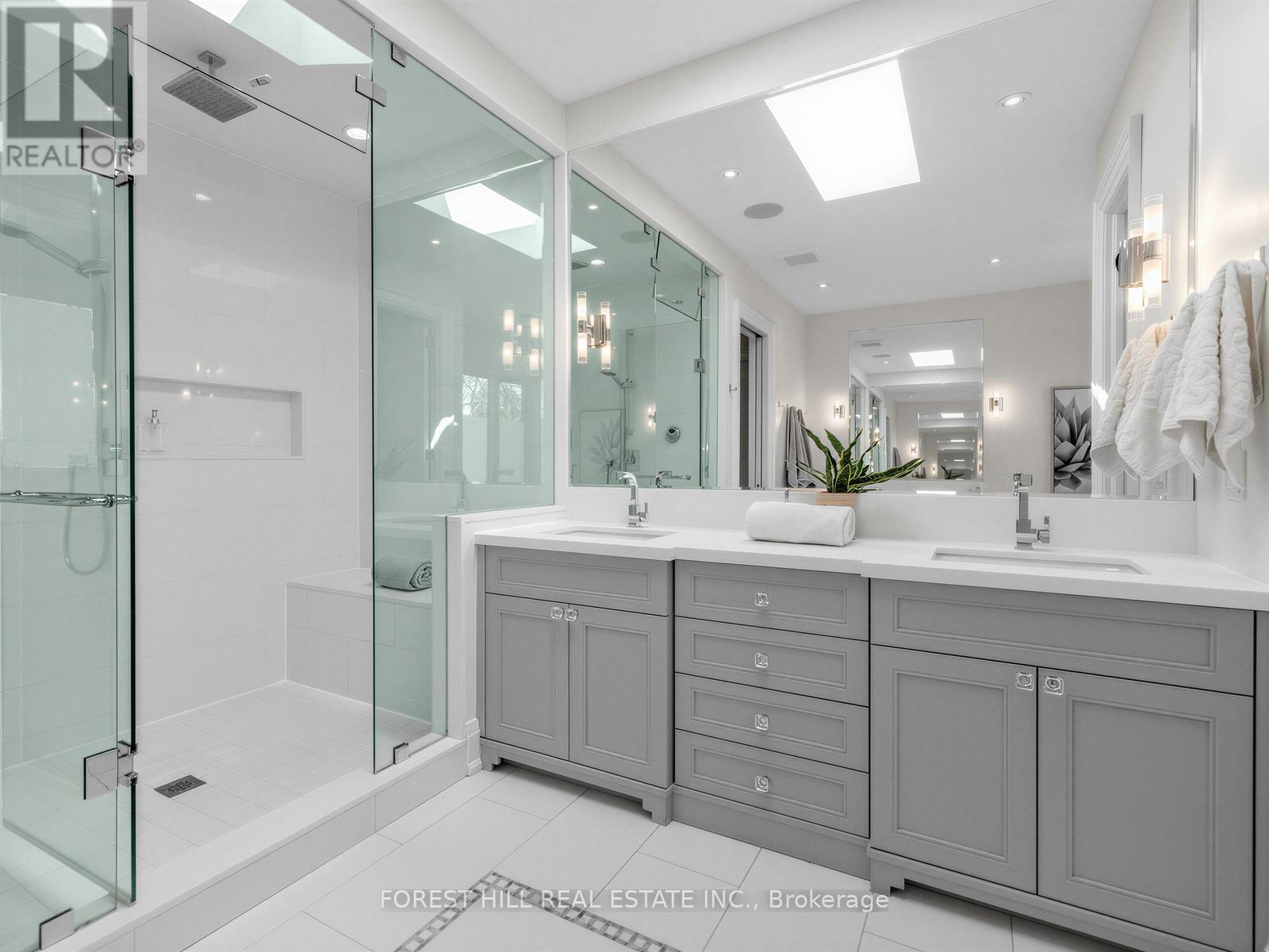 124 Laurelcrest Avenue, Toronto, Ontario  M3H 2B3 - Photo 35 - C12975982