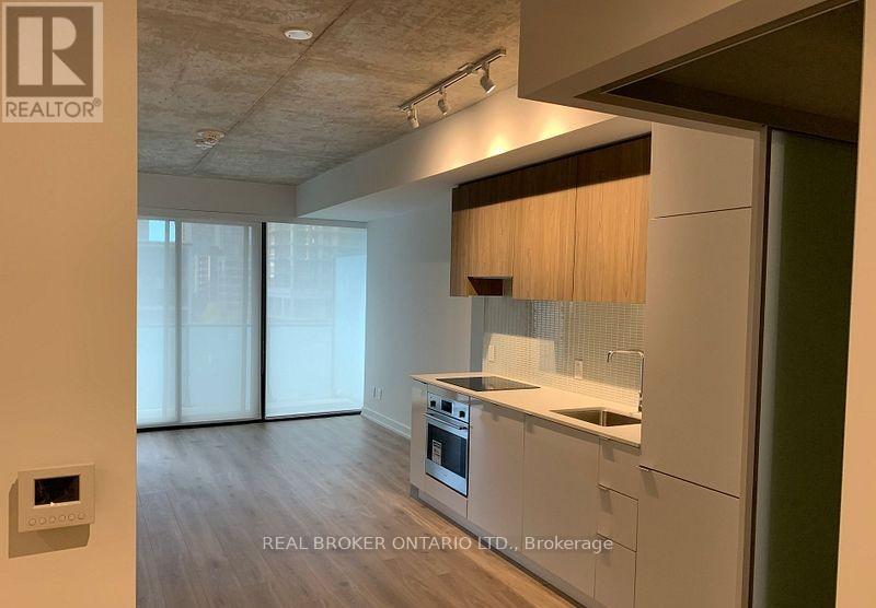 608 - 161 Roehampton Avenue, Toronto, Ontario  M4P 1P9 - Photo 3 - C12976006