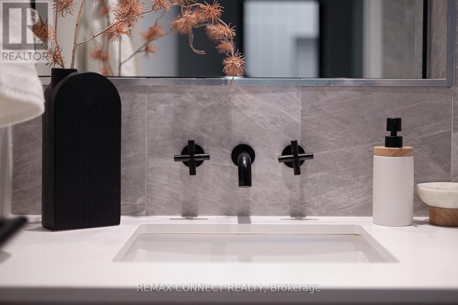 402 - 41 Dovercourt Road, Toronto, Ontario  M6J 0G6 - Photo 26 - C12976108