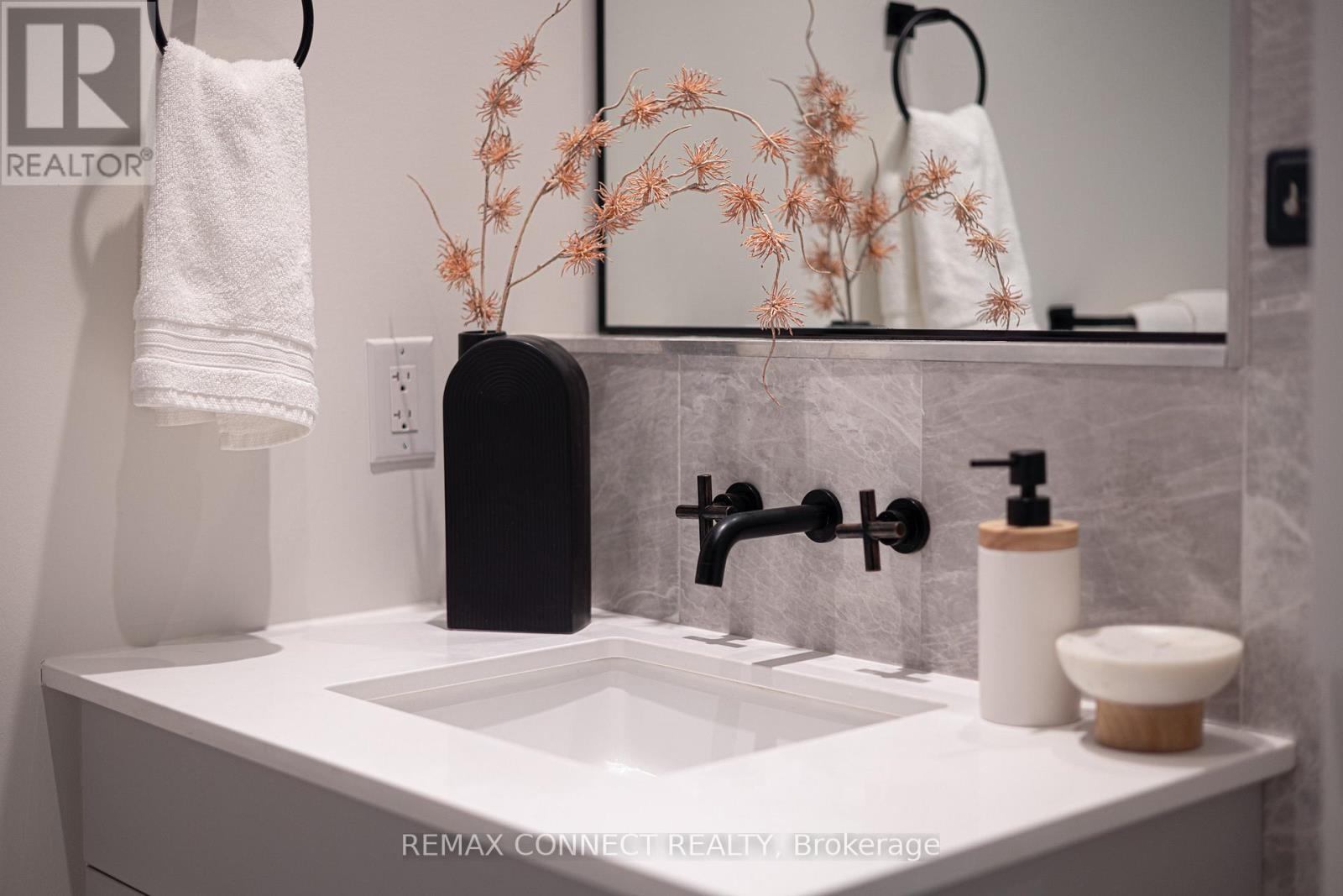 402 - 41 Dovercourt Road, Toronto, Ontario  M6J 0G6 - Photo 27 - C12976108