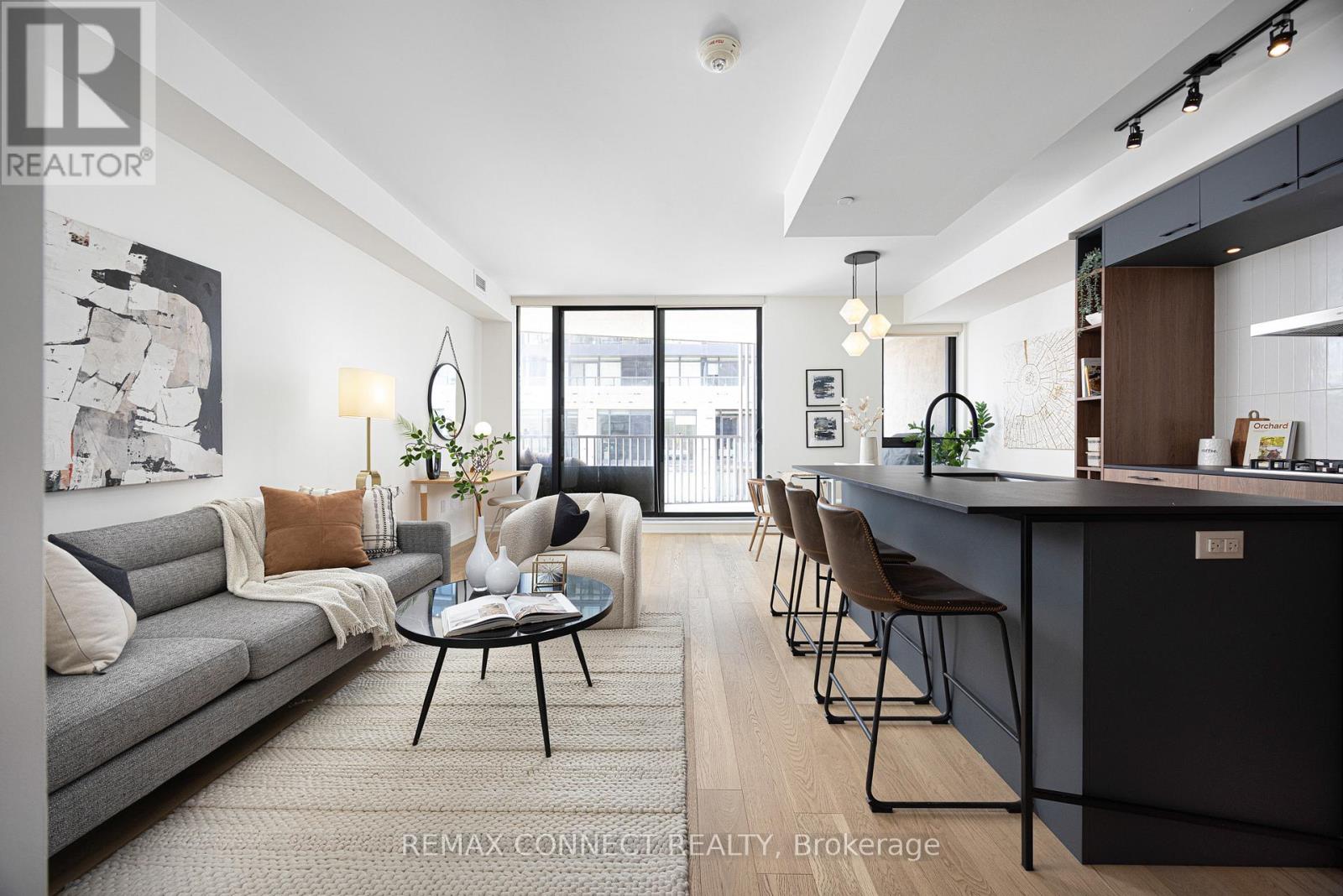 402 - 41 Dovercourt Road, Toronto, Ontario  M6J 0G6 - Photo 3 - C12976108