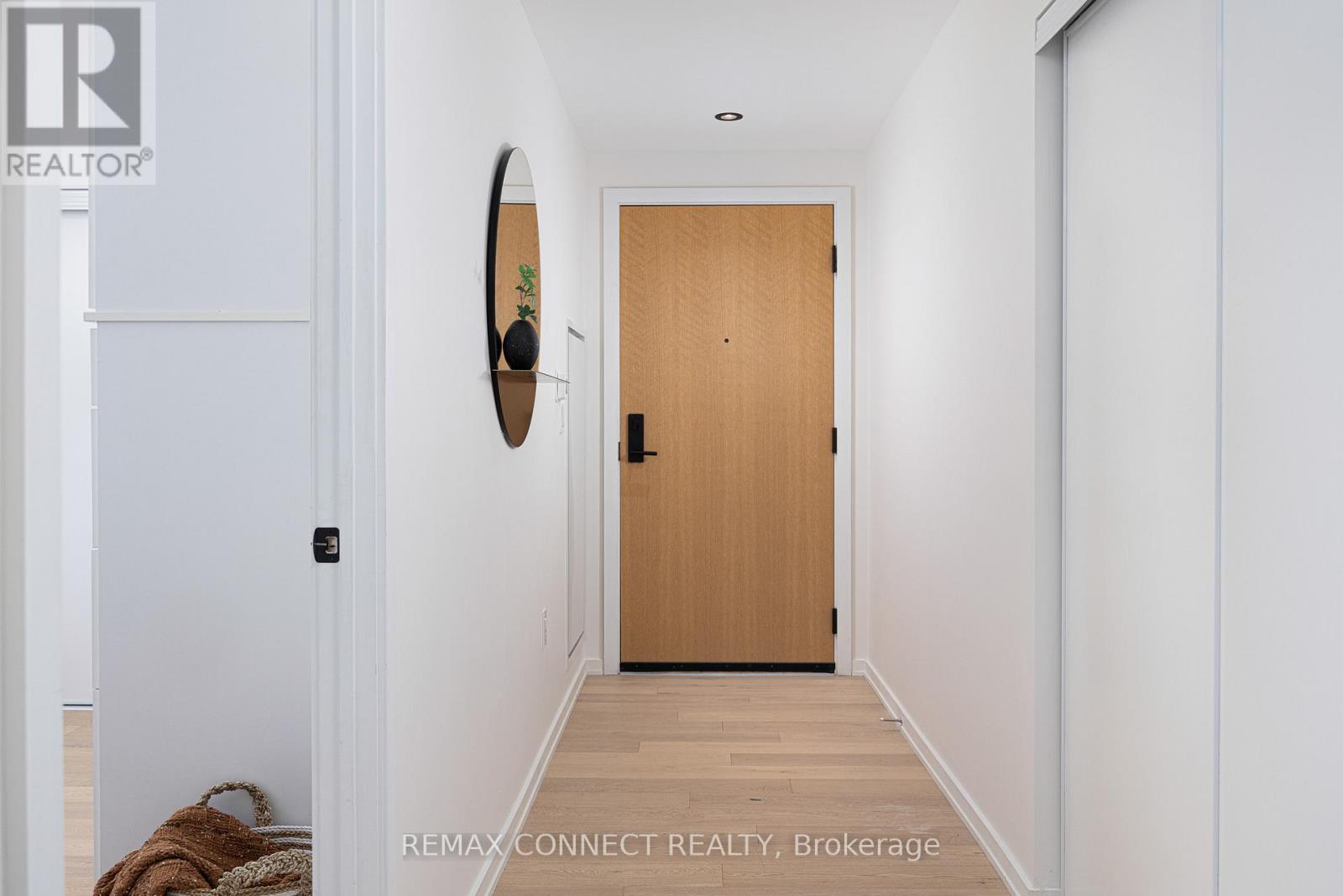 402 - 41 Dovercourt Road, Toronto, Ontario  M6J 0G6 - Photo 32 - C12976108