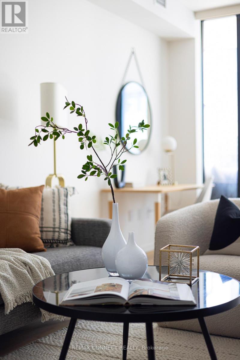 402 - 41 Dovercourt Road, Toronto, Ontario  M6J 0G6 - Photo 8 - C12976108