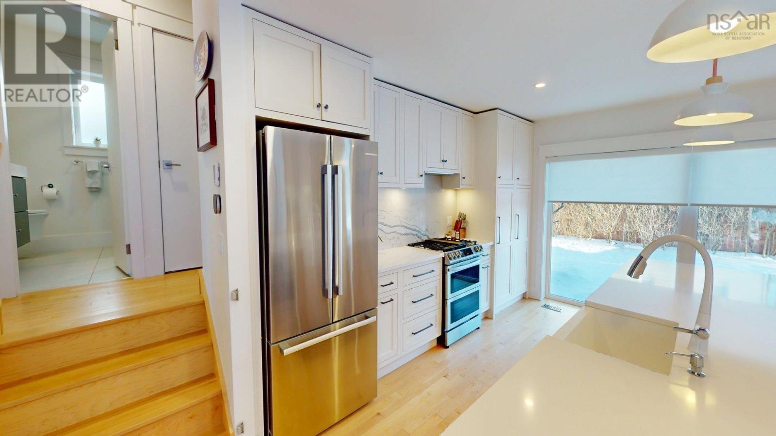 6368 Edinburgh Street, Halifax, Nova Scotia  B3L 1W4 - Photo 9 - 202603274