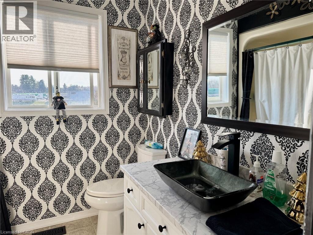 13 Hawtrey Road, Delhi, Ontario  N4B 2W5 - Photo 14 - 40815443