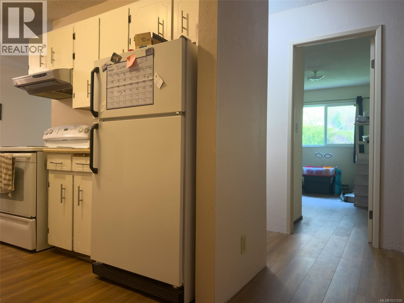 108 801 Marine Dr, Port Alice, British Columbia V0N 2N0 - Photo 2 - 1031356