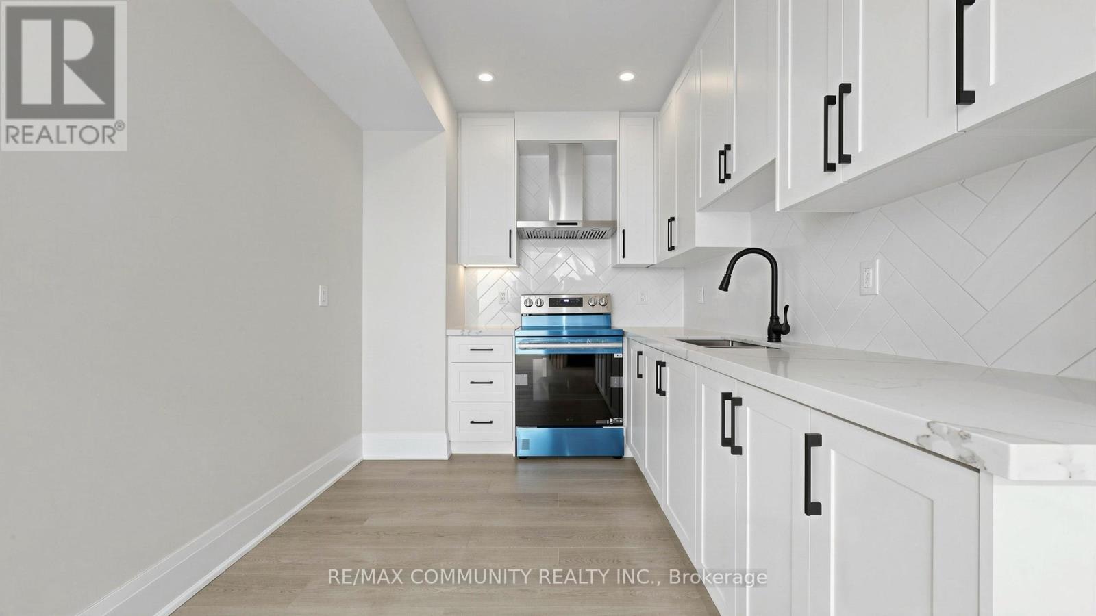 1544a Honey Locust Place, Pickering, Ontario  L1X 0P1 - Photo 10 - E12975866