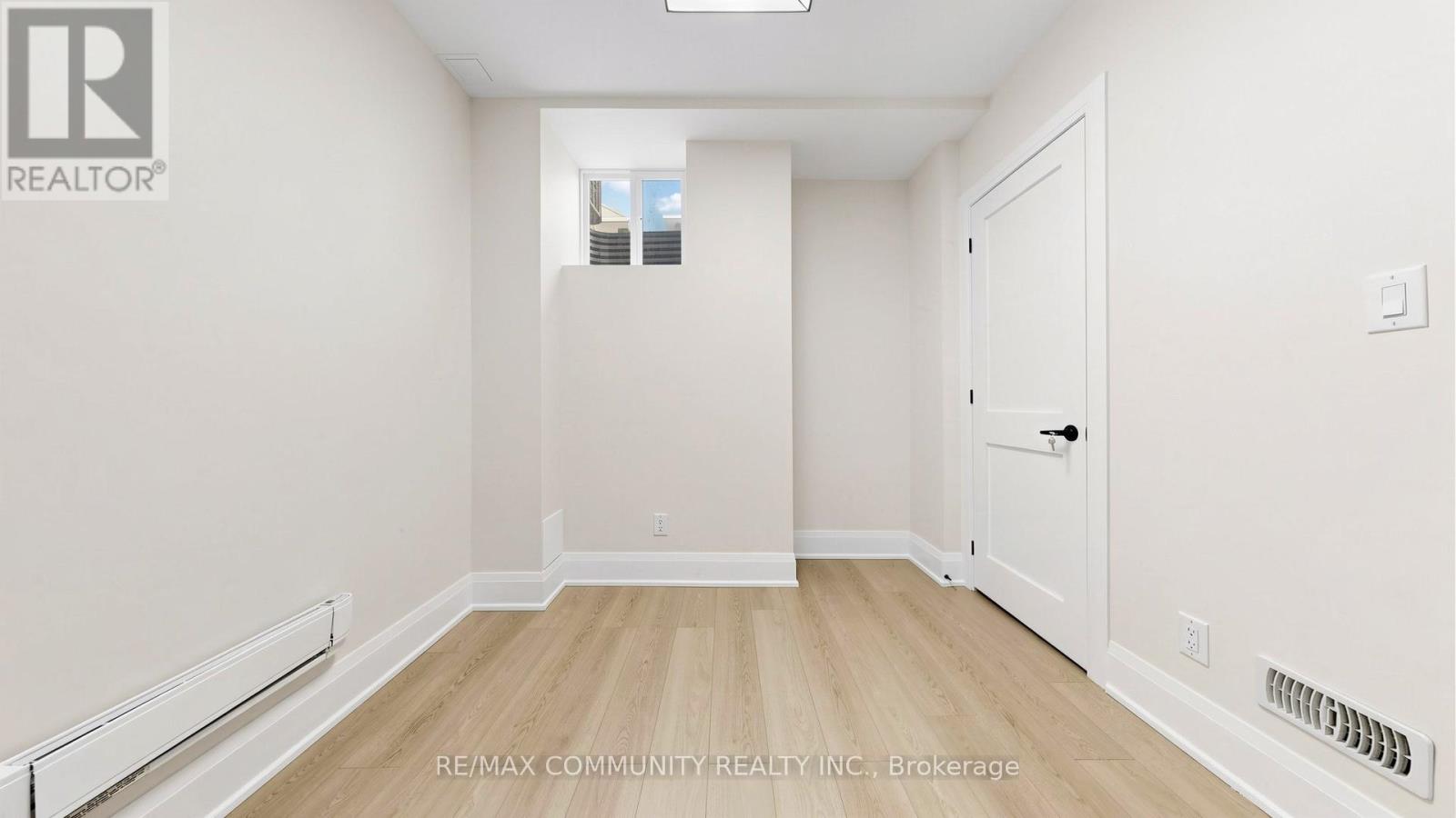 1544a Honey Locust Place, Pickering, Ontario  L1X 0P1 - Photo 19 - E12975866