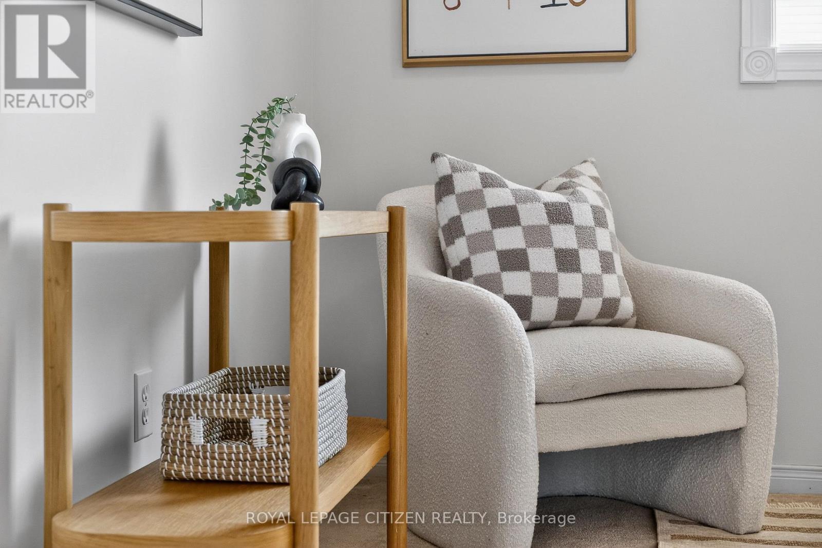 70 Wessex Drive, Whitby, Ontario  L1M 2C2 - Photo 21 - E12975938