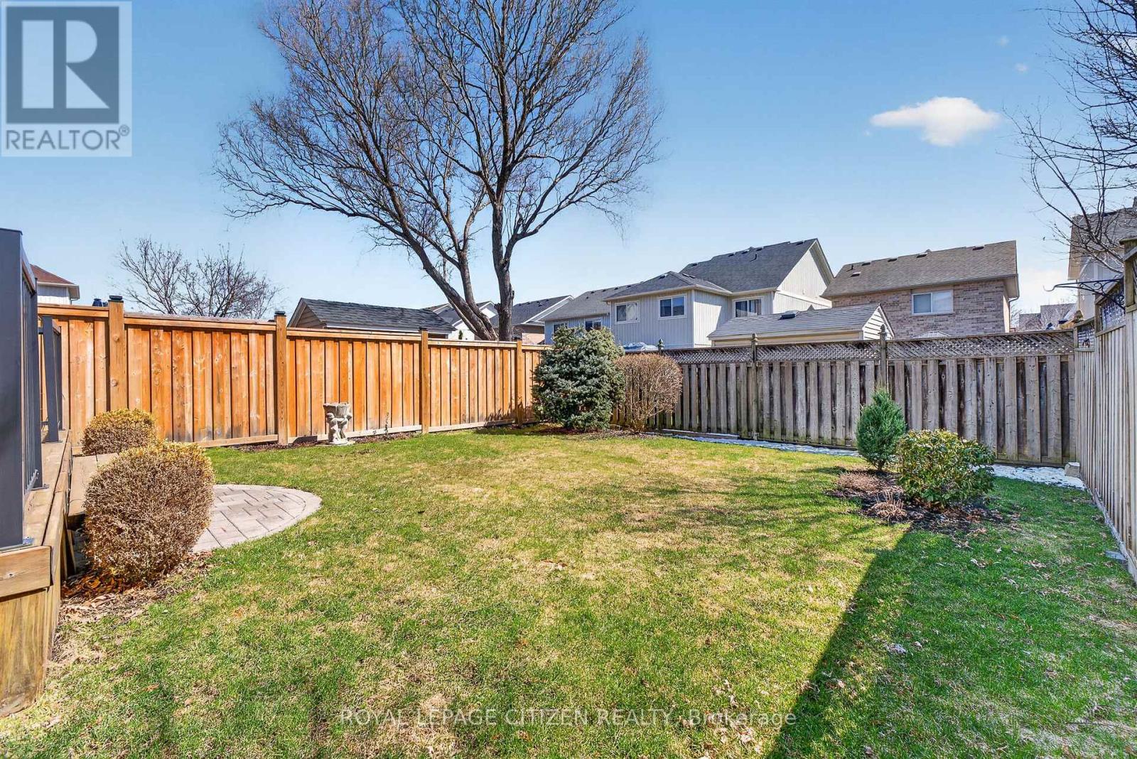 70 Wessex Drive, Whitby, Ontario  L1M 2C2 - Photo 29 - E12975938