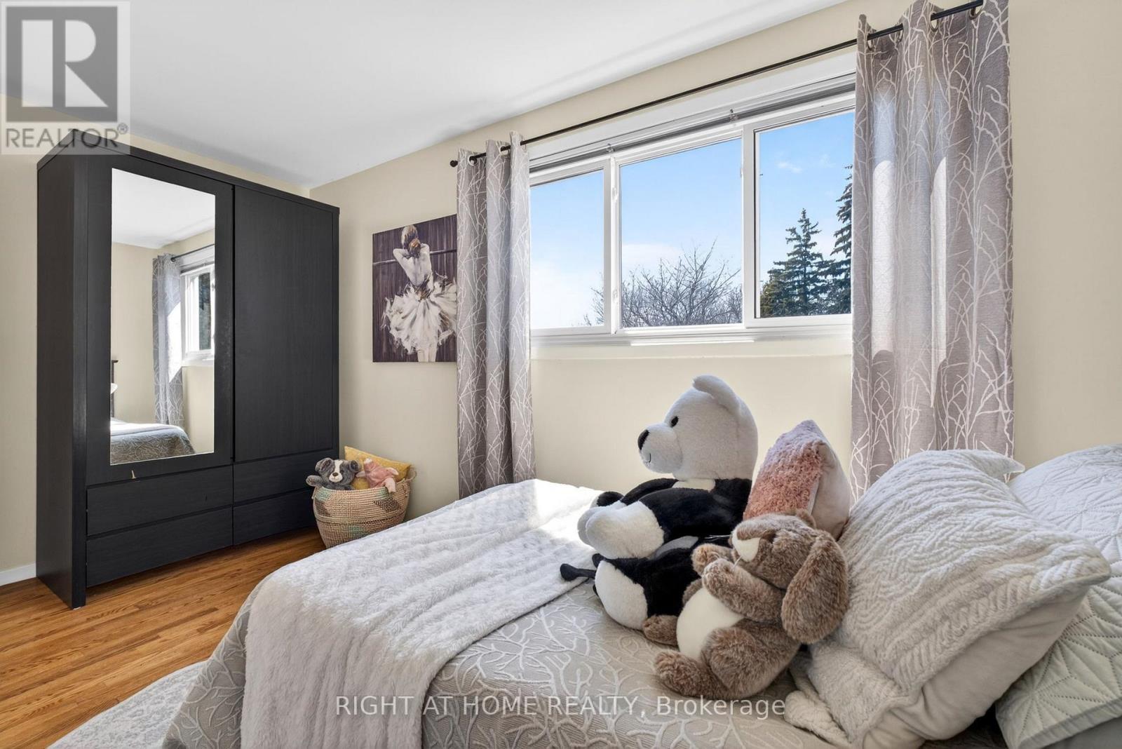 249 Lorindale Drive, Oshawa, Ontario  L1H 6X5 - Photo 19 - E12975948