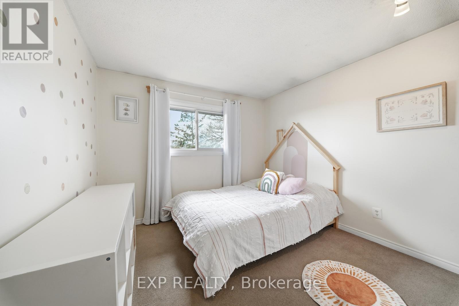 948 Downing Court, Oshawa, Ontario  L1G 7R5 - Photo 17 - E12975952