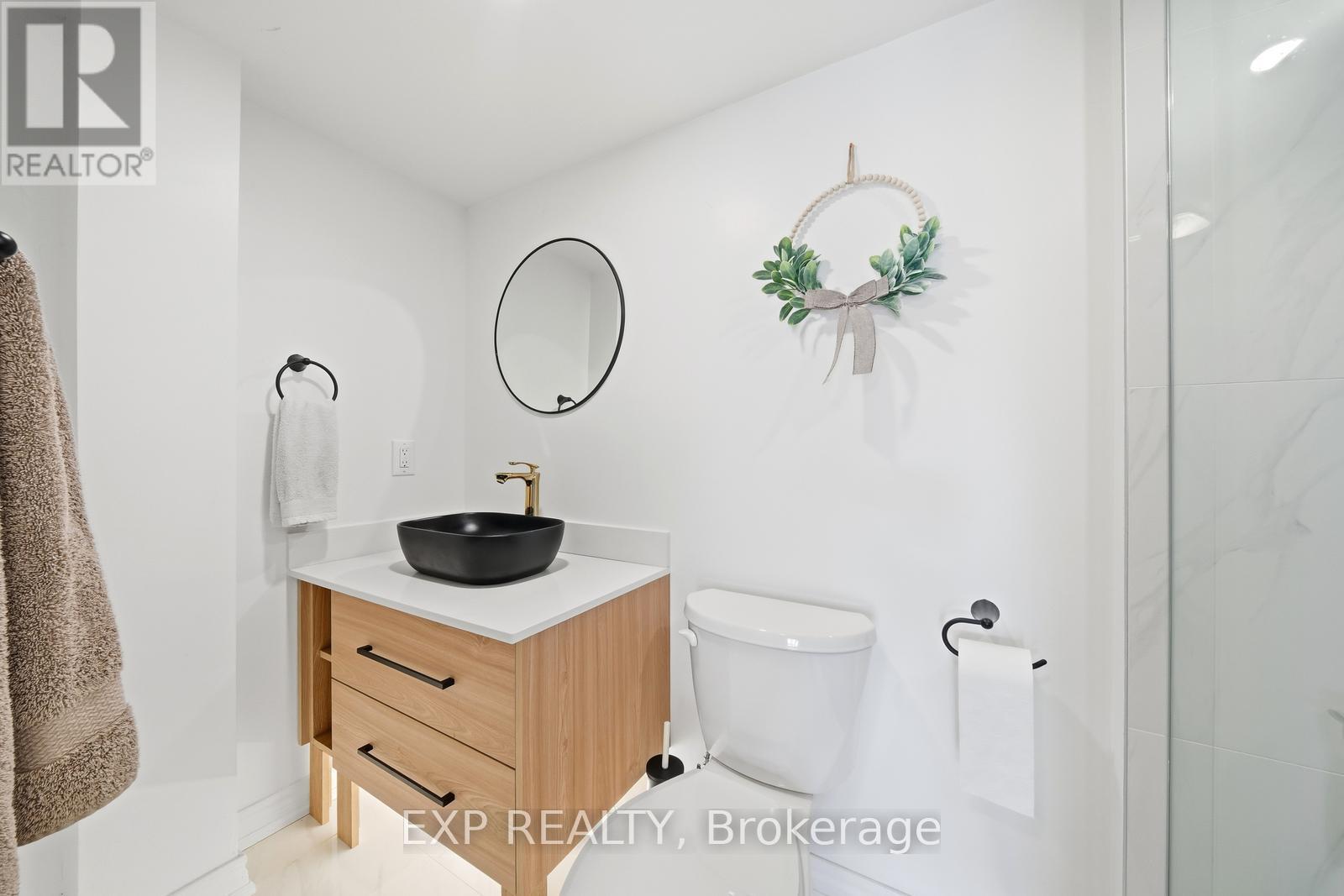 948 Downing Court, Oshawa, Ontario  L1G 7R5 - Photo 26 - E12975952