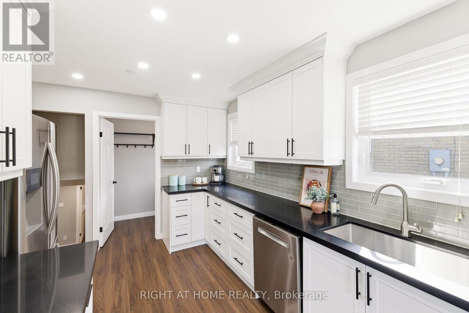 345 Highgate Avenue, Oshawa, Ontario  L1G 7G1 - Photo 14 - E12975978