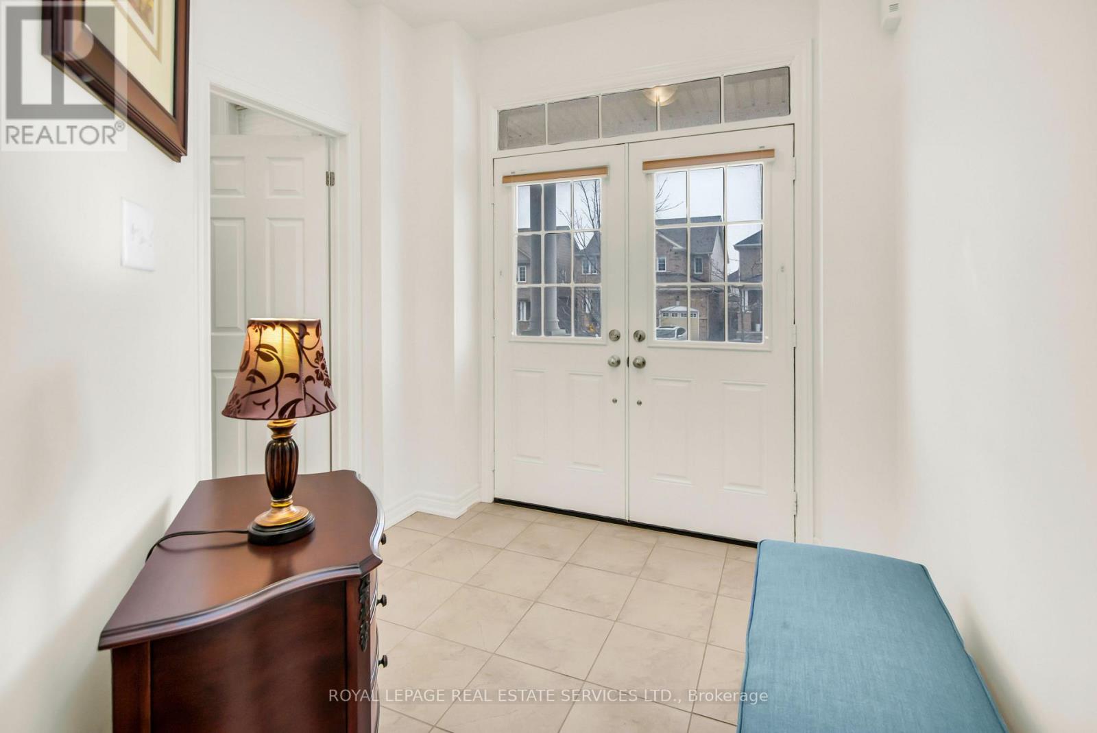 1714 Goldsmith Drive, Oshawa, Ontario  L1K 0T8 - Photo 3 - E12976066