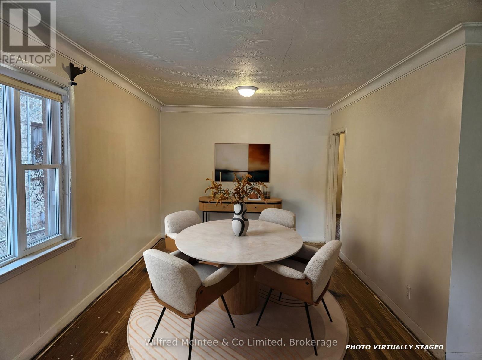 69 Haliburton Avenue, Toronto, Ontario  M9B 4Y6 - Photo 10 - W12950862