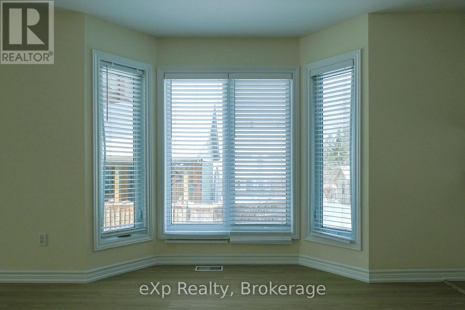 650 6th Street E, Owen Sound, Ontario  N4K 1G3 - Photo 4 - X12899354