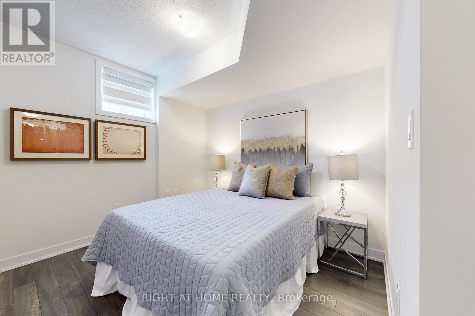 154 Anna Russell Way, Markham, Ontario  L3R 3X3 - Photo 39 - N12975828