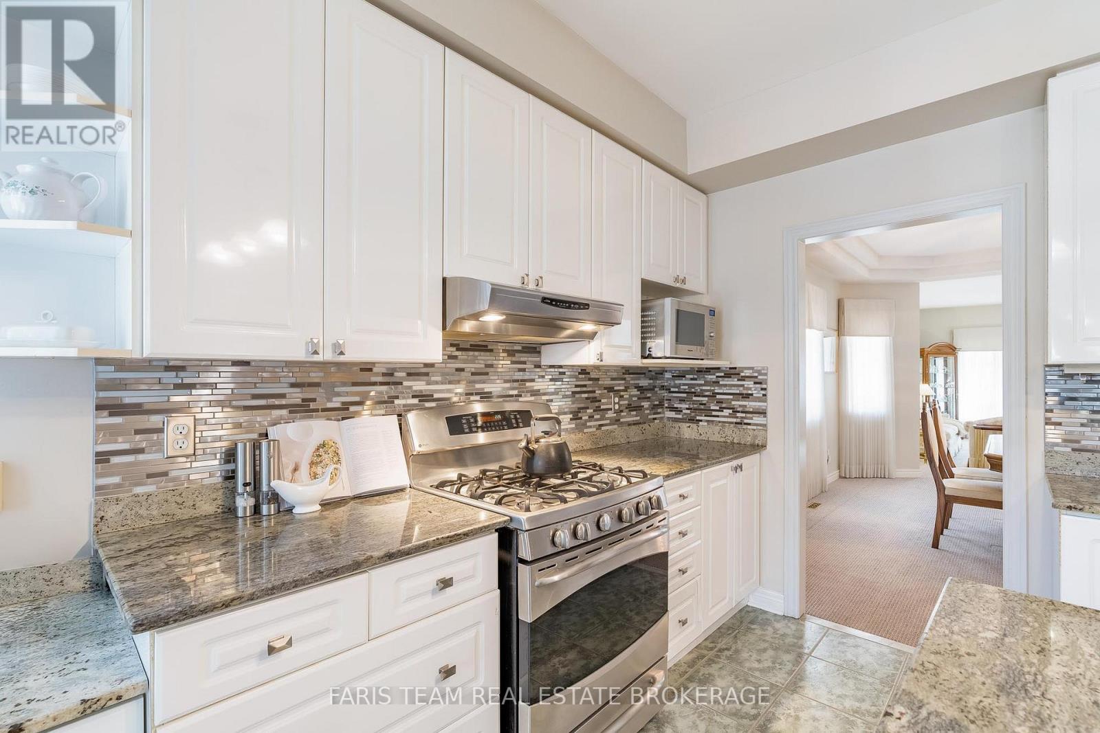 97 Rouge Bank Drive, Markham, Ontario  L3S 4B7 - Photo 11 - N12975882