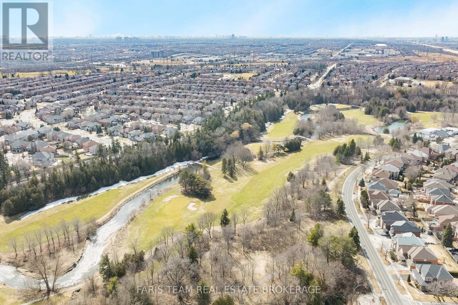 97 Rouge Bank Drive, Markham, Ontario  L3S 4B7 - Photo 2 - N12975882