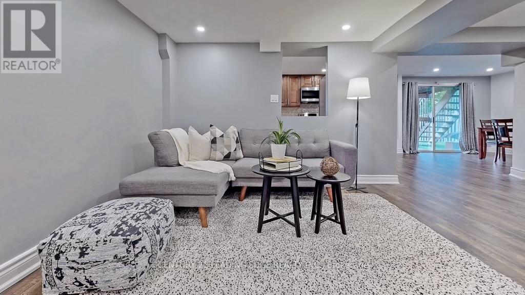 Basement - 32 Westmoreland Court, Markham, Ontario  L3R 8L8 - Photo 2 - N12975968