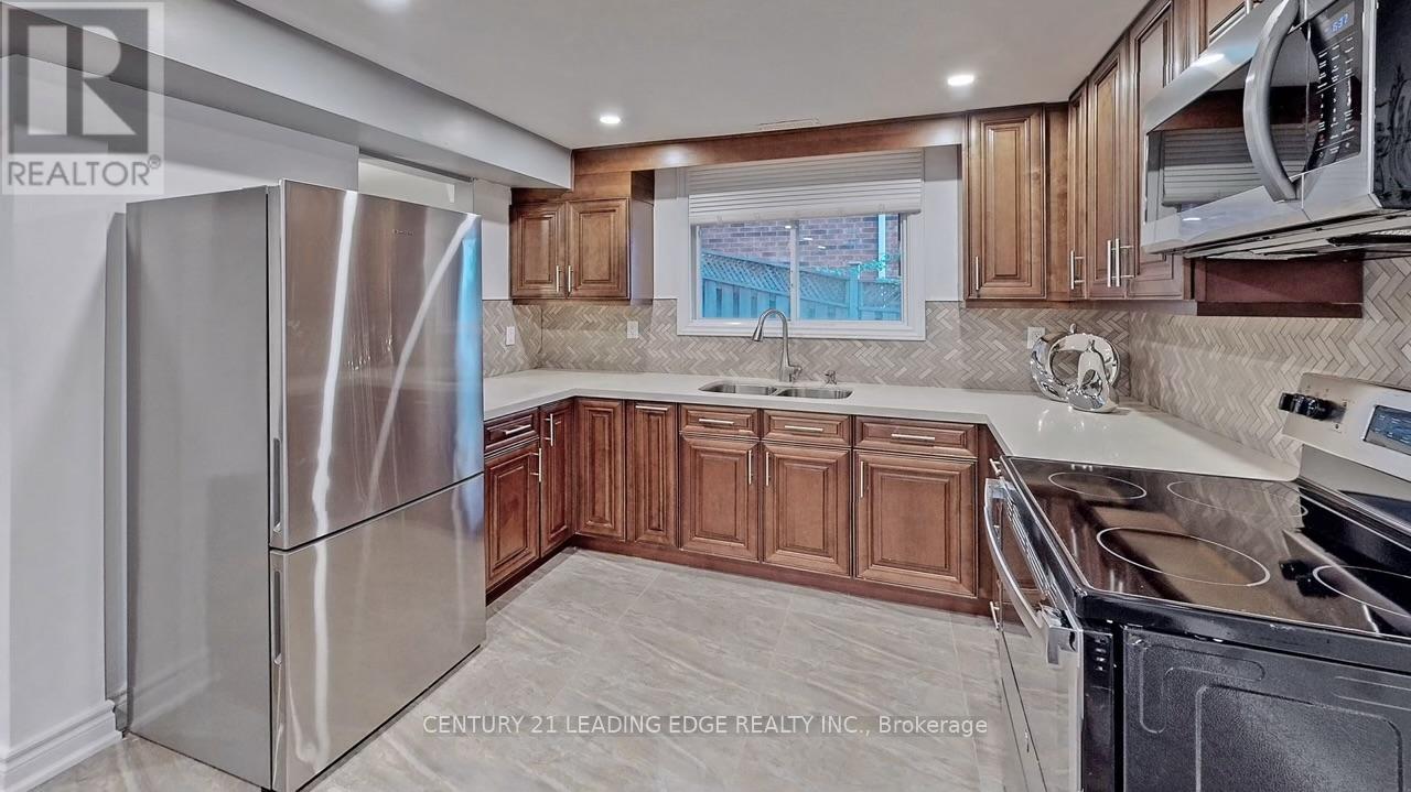 Basement - 32 Westmoreland Court, Markham, Ontario  L3R 8L8 - Photo 7 - N12975968